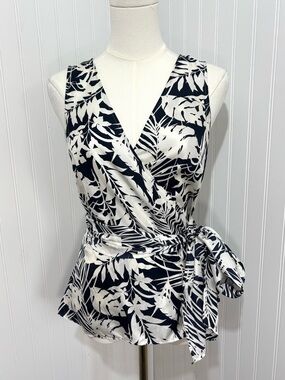 Ann Taylor Petites 100% Silk Tropical Leaf Print Wrap Blouse Top 10P